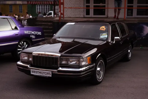 كازينو ستوجان تطبيق أندرويد/آي أو إس